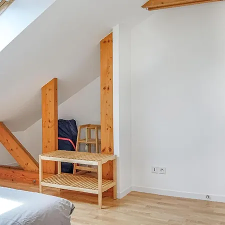 Amazing In Hauteville-sur-Mer