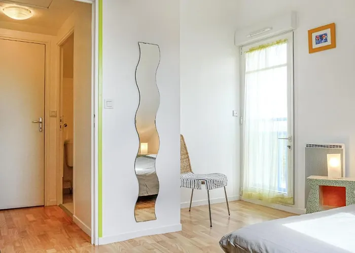 Amazing In Apartmán Hauteville-sur-Mer